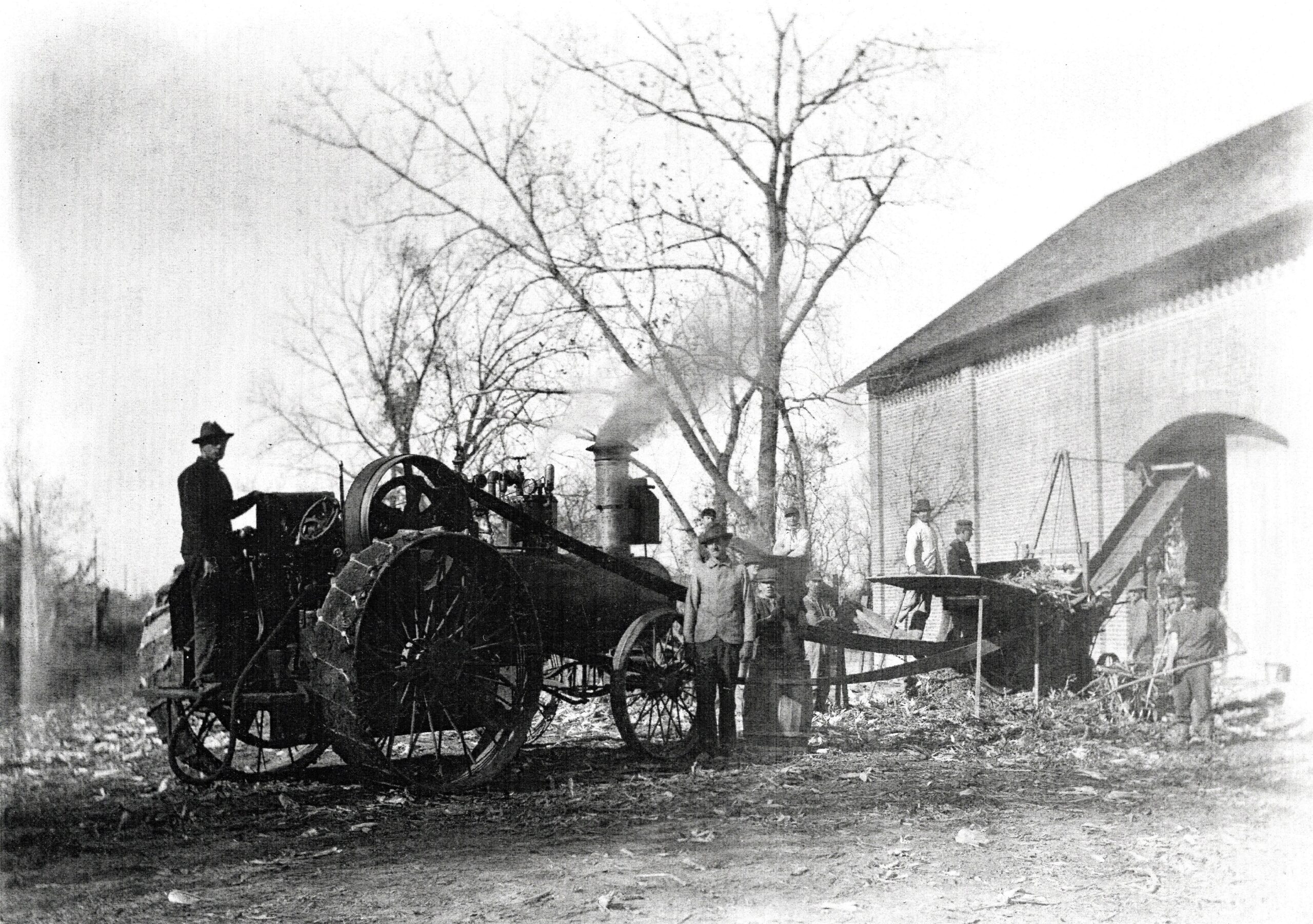 Here's a picture courtesy of the Crete Historical Society of corn shredding using the Doescher Outfit in the early 1900s on the Jim Orr Farm on Burville Road, just west of the Calumet Expressway (I-394) in Crete,