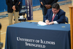 Pritzker calls for setting new higher education attainment goals