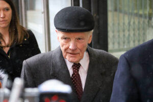 9 months after federal bribery conviction, former Speaker Madigan disbarred