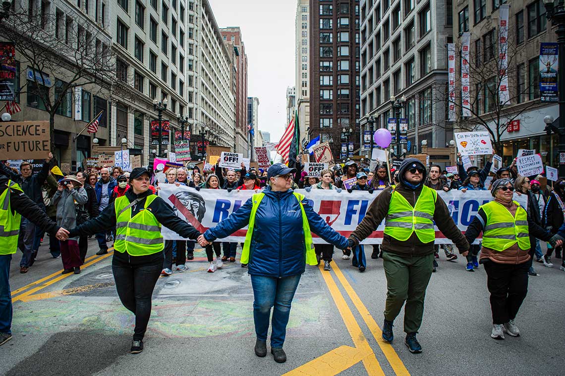 Tens of thousands of Illinoisans take to the streets to protest Trump and Musk agenda