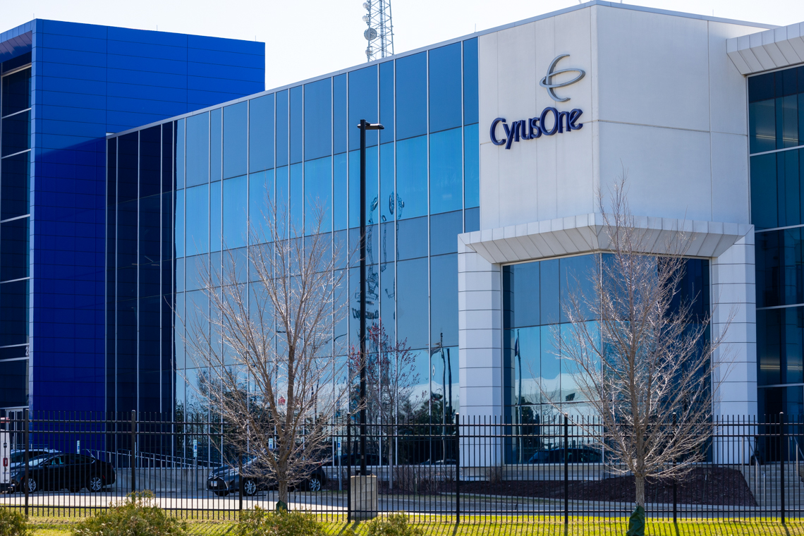 Lawmakers seek ways to prevent data centers from straining Illinois’ power grids