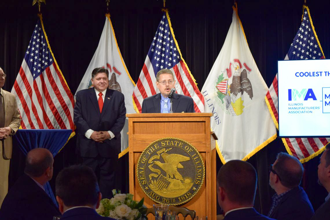 Firefighting helicopter refill pump awarded “Coolest Thing Made in Illinois” in 2025