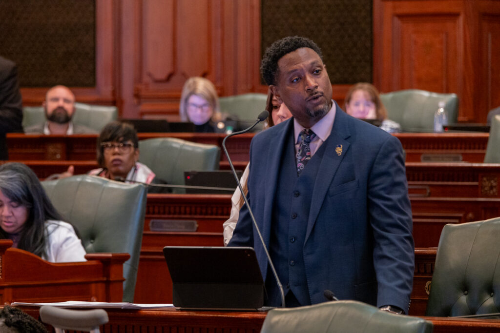 Native American mascot ban clears the Illinois House, heads to Senate Native American mascot ban clears the Illinois House, heads to Senate