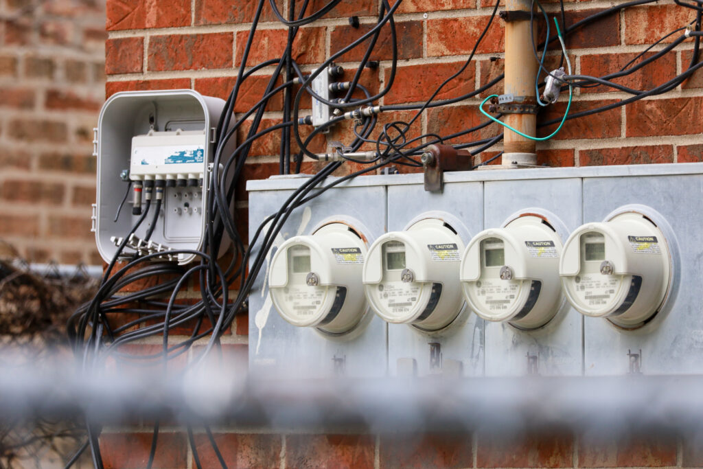 Summer electric price spike fuels policy tensions in Springfield