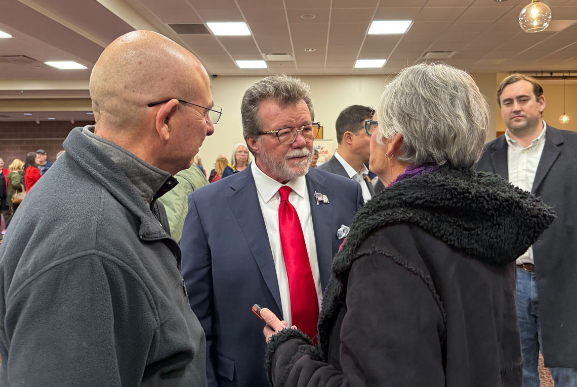 Rick Heidner casts himself as ‘Trump Republican’ in bid to unseat Pritzker