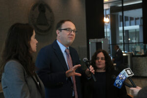 Judge rules four people arrested by ICE without warrants should be released