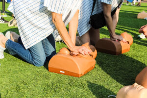 Illinois bill aims to address gender discrepancies in CPR training