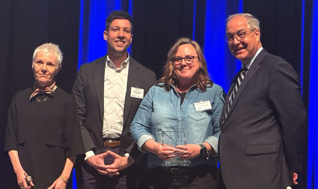 Capitol News Illinois reporter wins Driehaus Award for investigative reporting Capitol News Illinois reporter wins Driehaus Award for investigative reporting