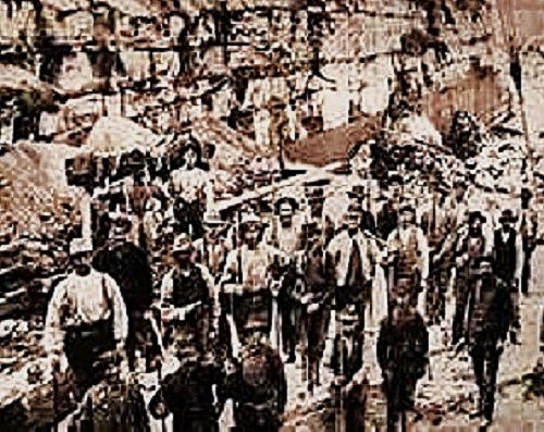 IMworkers Workers on the I & M Canal construction, often fresh off the boat from Ireland, endured backbreaking toil, while living in shanties with their families.