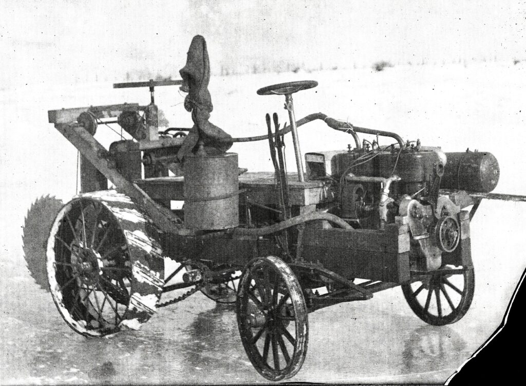 Here's a picture of a nice saw, I mean, an ice saw, taken in the late teens or early '20s in Crete Township. Thanks to the Crete Historical Society for sharing. 
