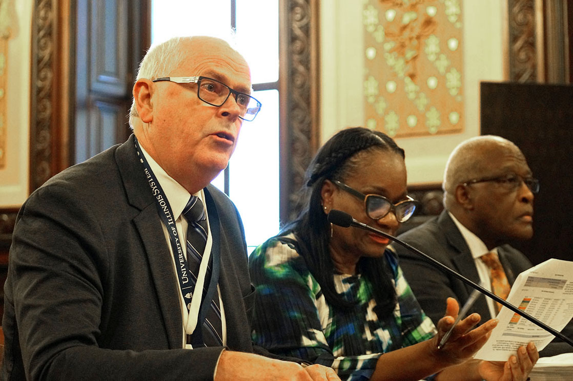 Plan to overhaul higher education funding meets U of I opposition
