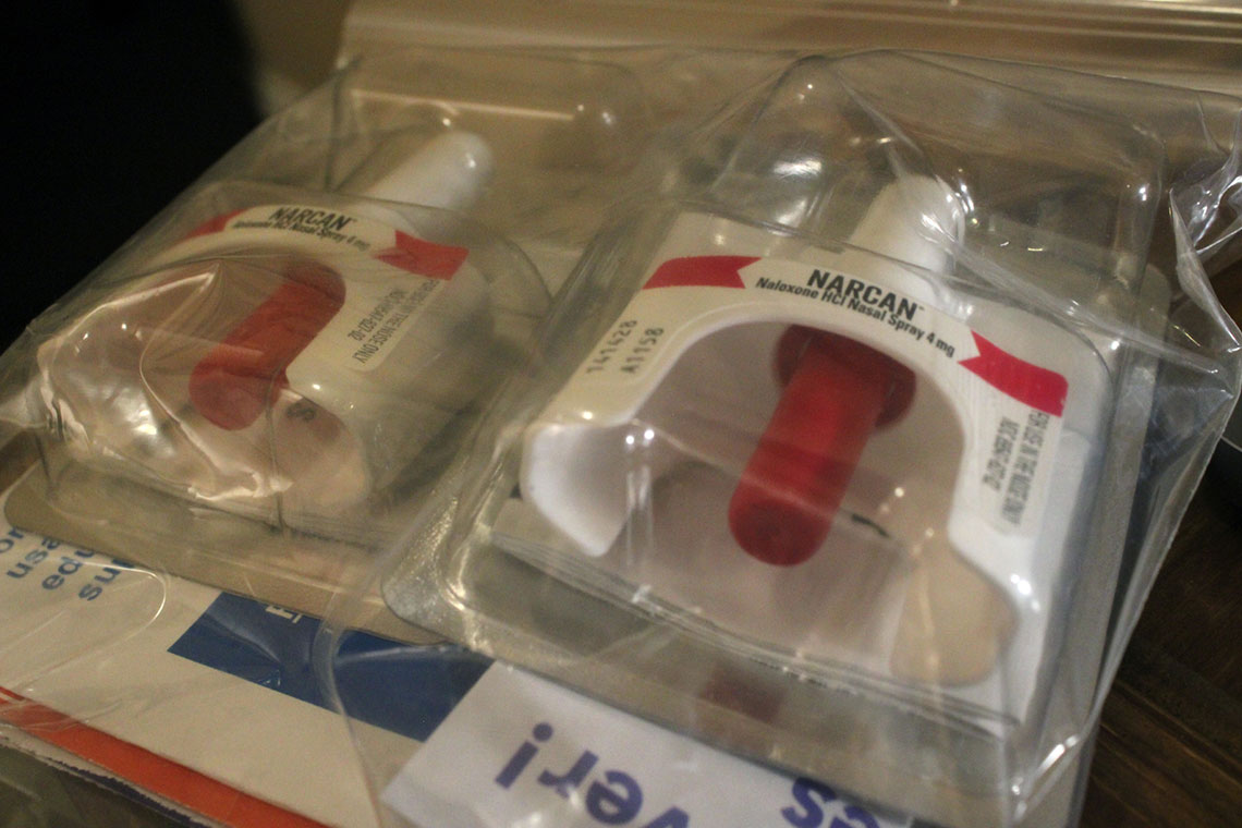 Senate passes bill requiring Illinois libraries to supply opioid overdose medication