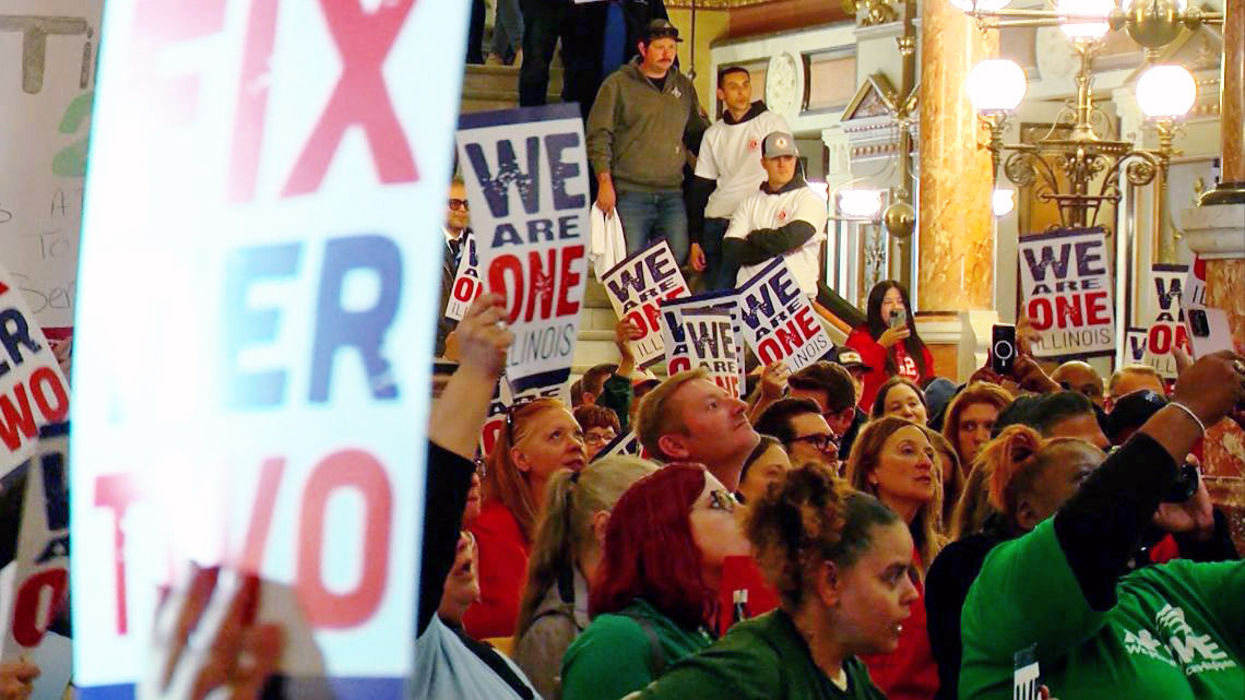 ‘This issue isn’t going away’: Illinois lawmakers delay pension reform again