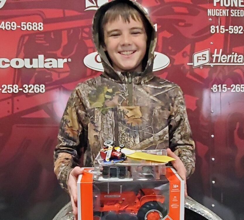 There was only one competitor in Class C, and that was Phillip Werner of Peotone, who had 2 full pulls and a third pull of 55 foot 11 inches. The starting weight was 50 pounds heavier than Class B.