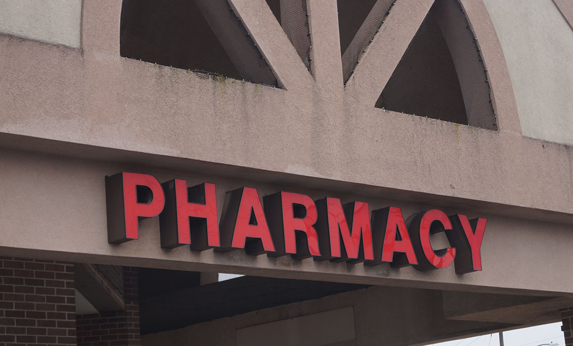 Bill expanding access to discounted drugs awaits House action