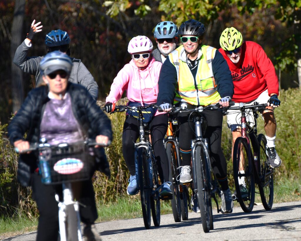 Sign up for a Rec Bike Club ride this fall with the Forest Preserve District of Will County. Complete all four to earn a T-shirt. (Forest Preserve photo)