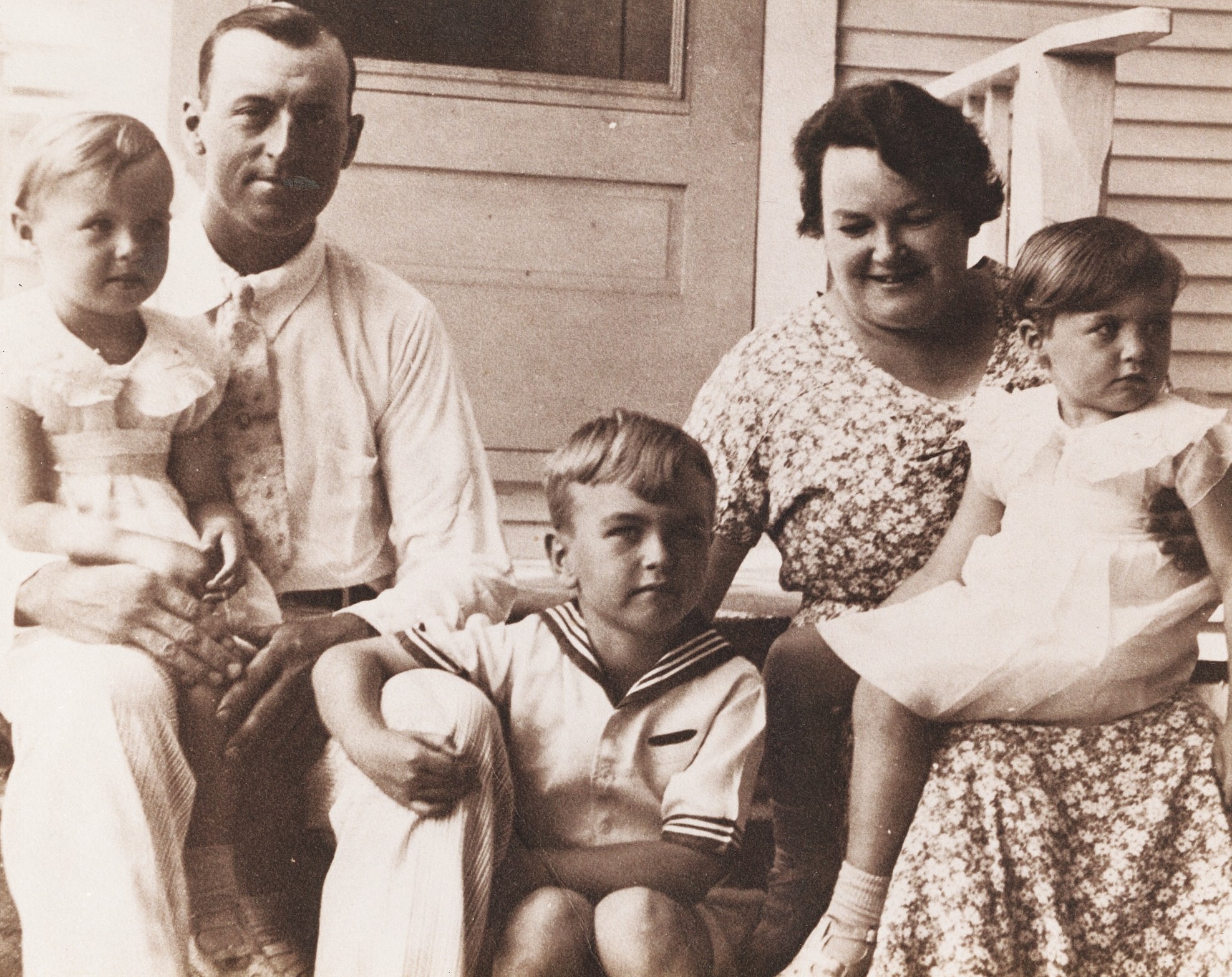 Here's a nice photo of the Seggebruch family on the steps of their farmhouse in Crete.
