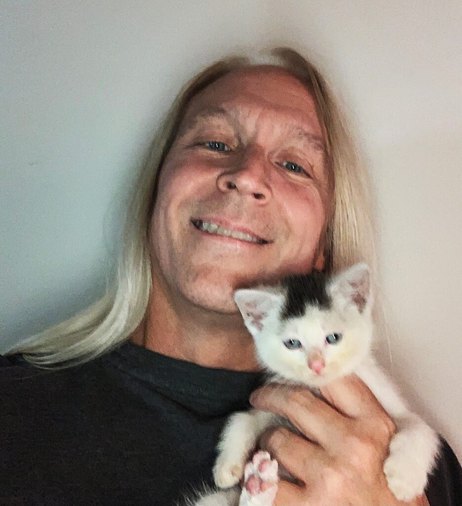 Silver Bells, the stranded kitten, got love and care from the Silver Cross Hospital ER team before finding her forever home with Silver Cross Service Ambassador Dan Pennick.
