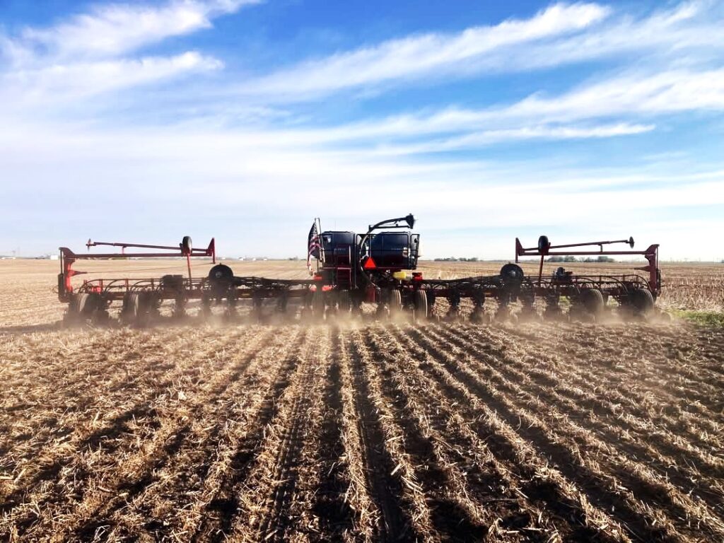 robbinsplant25 Pam Robbins shares this photo of the first planting of the season on their Peotone farm.